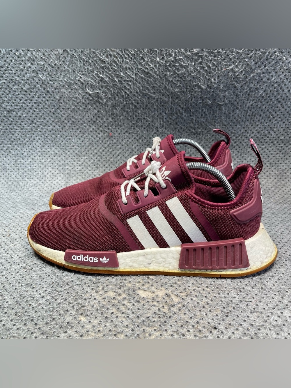 Adidas NMD R1 Maroon Shoes Size 9 Men’s